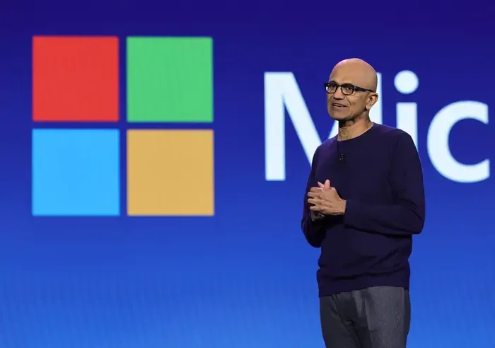 Microsoft CEO Satya Nadella AI Emergency Brake और आर्टिफिशियल इंटेलिजेंस सुरक्षा पर चर्चा